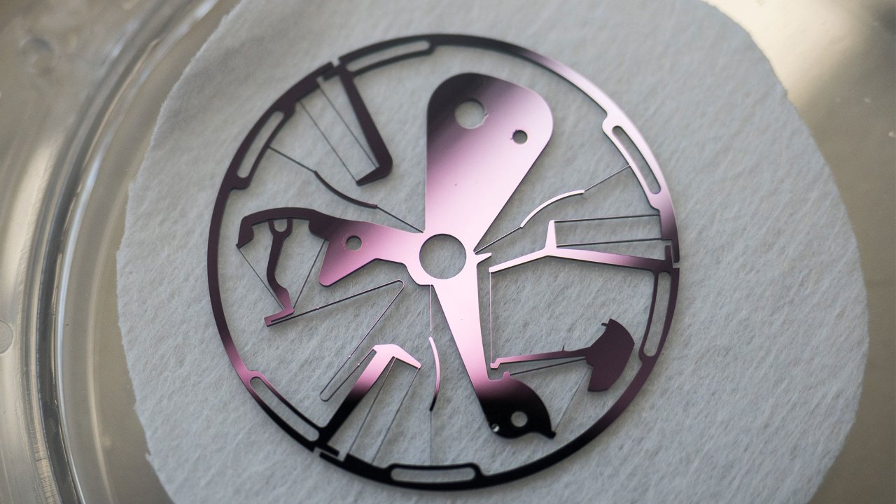 Zenith-Defy-Lab 1.jpg