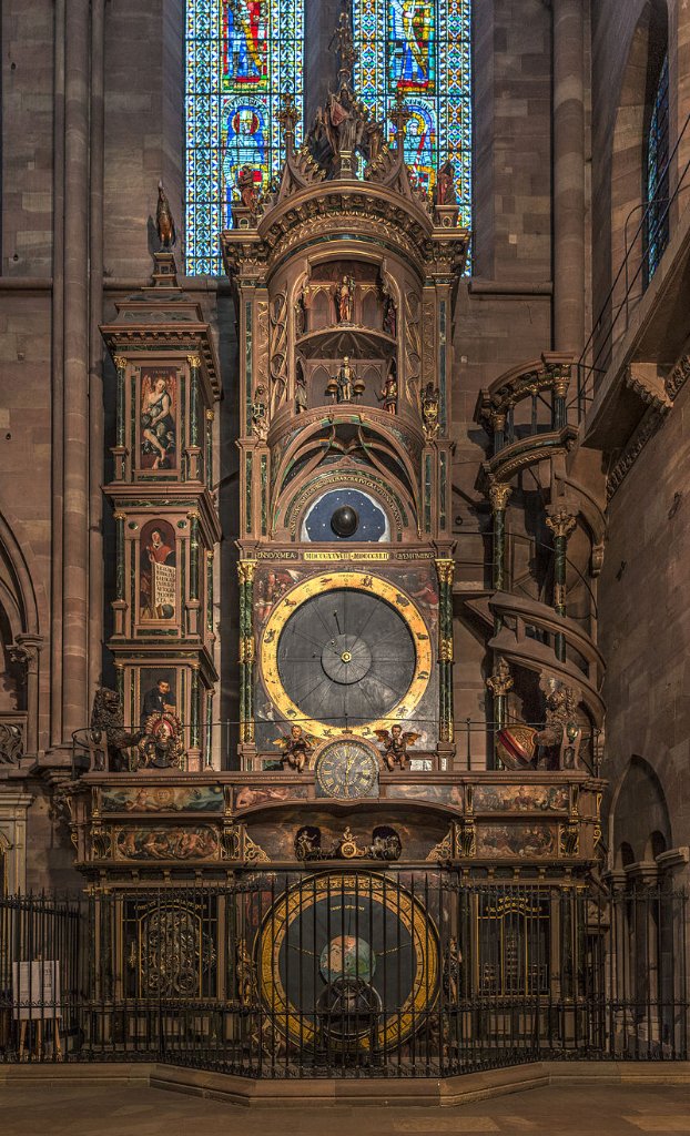Strasbourg_Cathedral_Astronomical_Clock_-_Diliff.jpg