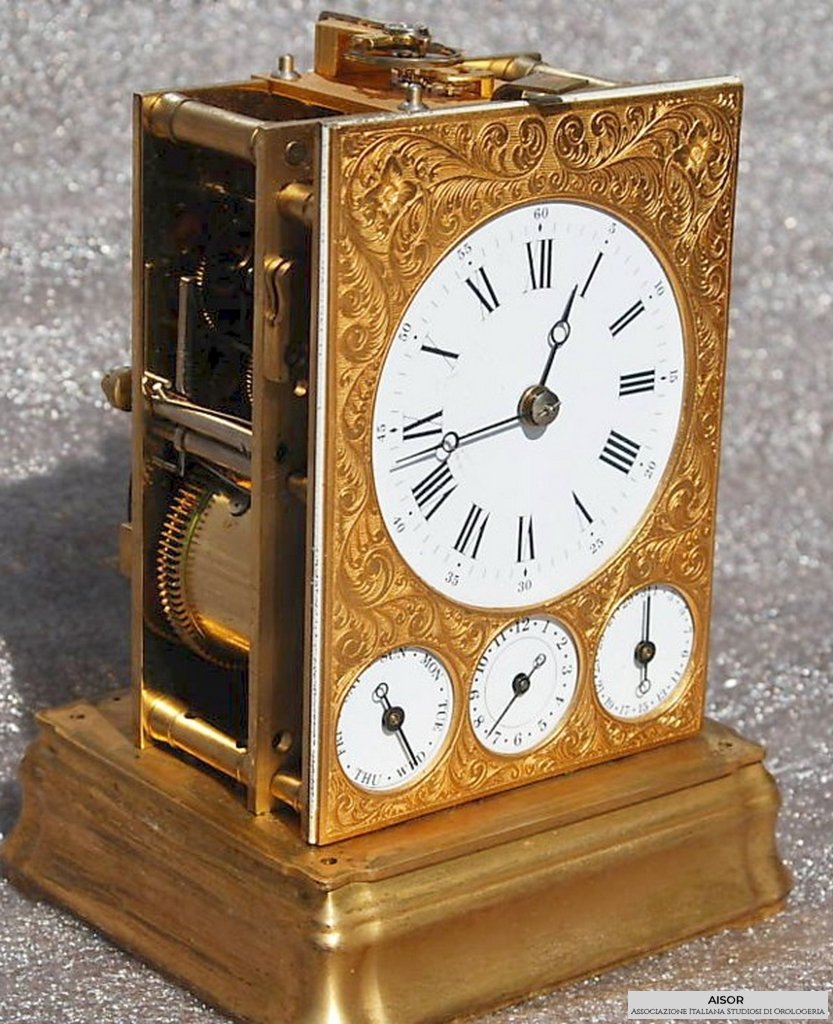 AISOR - pendule officier- 10.JPG