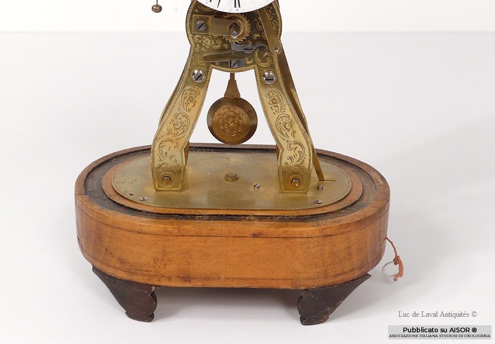pendule squellette reveil 3.jpg