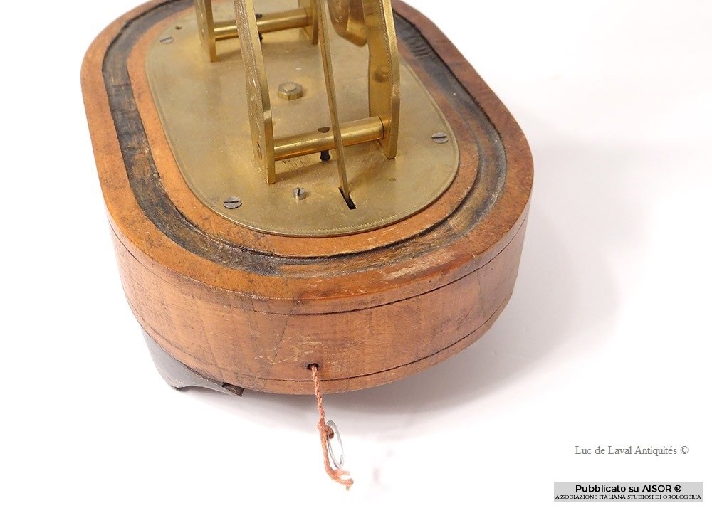 pendule squellette reveil 9.jpg