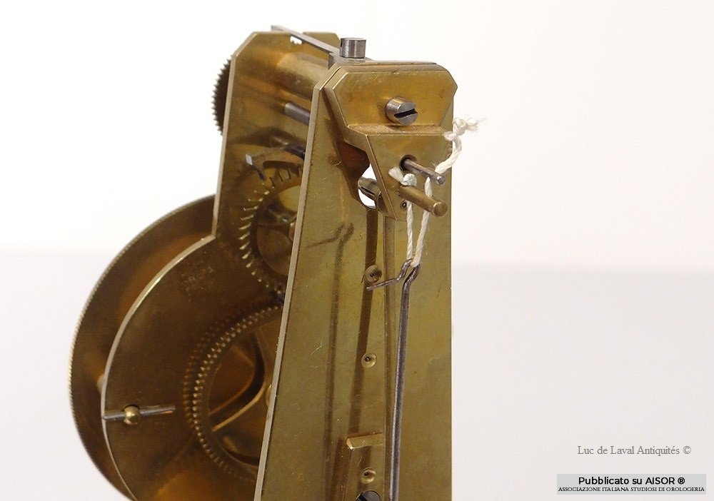 pendule squellette reveil 13.jpg