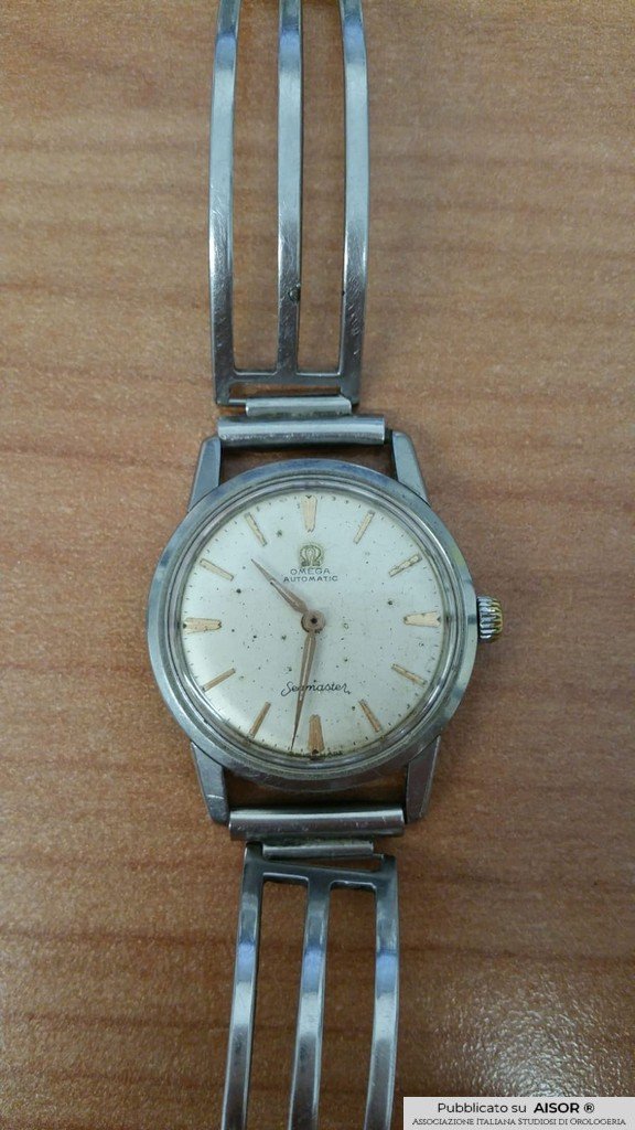 Omega manomesso 01.jpg