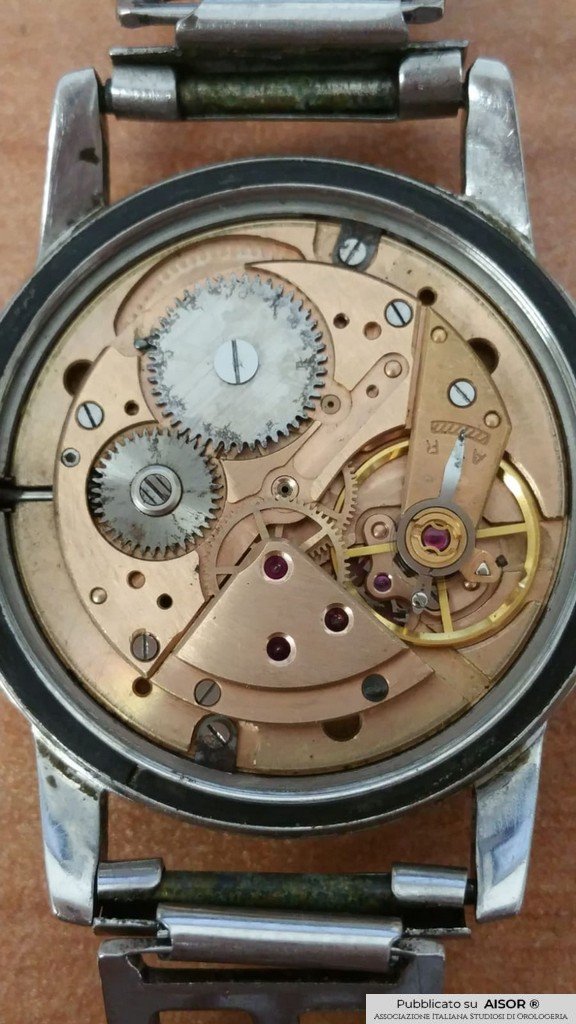 Omega manomesso 03.jpg