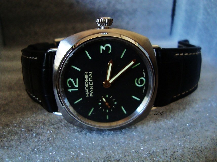 Panerai R37.JPG