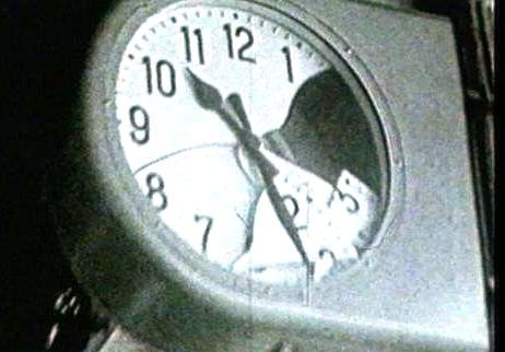 terrorismo-strage-di-Bologna-1980-orologio-stazione.jpg