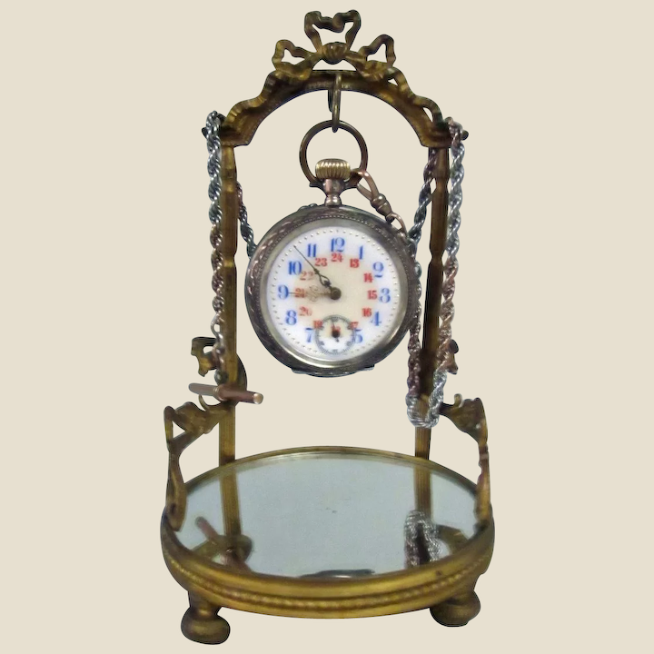 Antique-Pocket-Watch-Stand-full-1A-700_10.10-98-e7e0d0.png