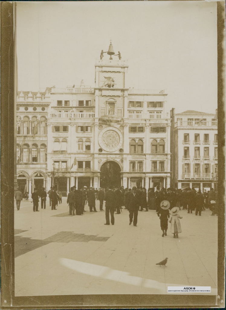 Italia VENEZIA - Orologio San Marco foto epoca - AISOR  3.png