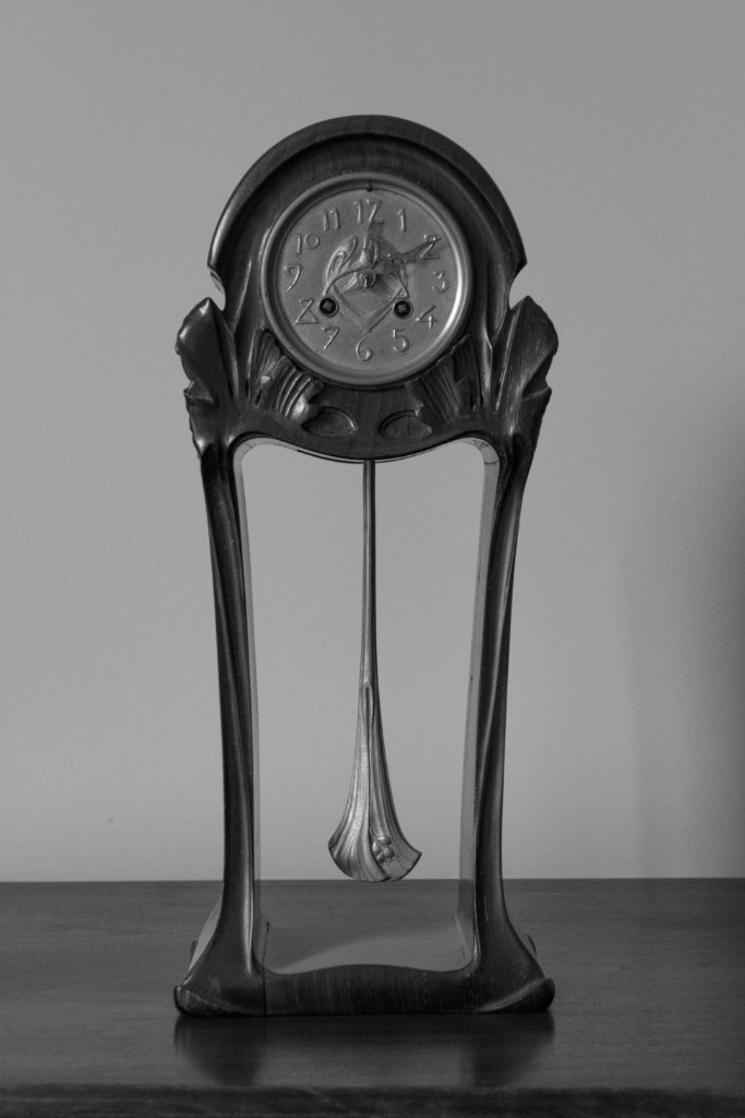 pendolo liberty pettazzi bn.jpg
