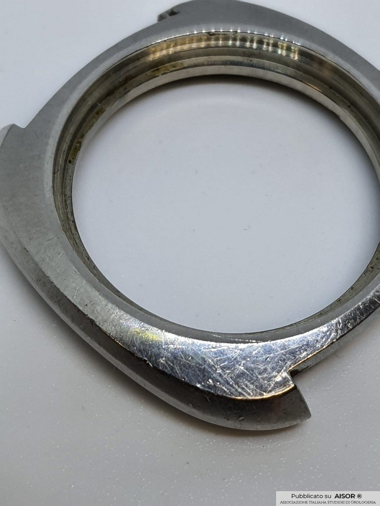 AISOR Rinnovo estetico con radiale cassa Zenith 03.jpg