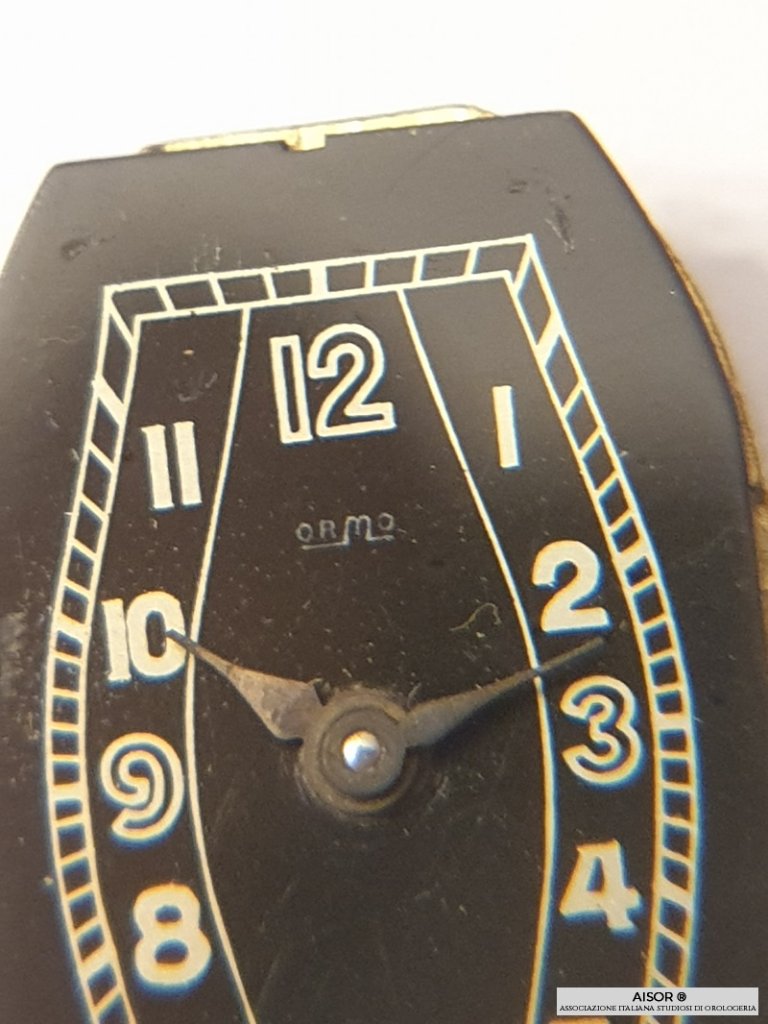 Orma montre 4.jpg