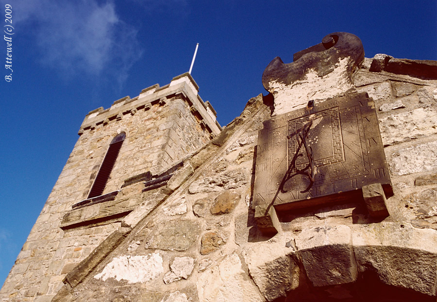 s-Church-Seaham---sundial.jpg