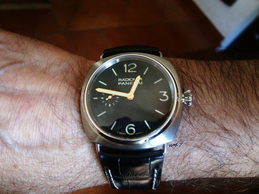 Panerai R8.JPG