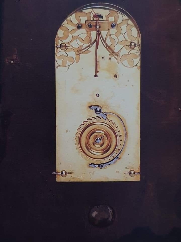831229921.jpg