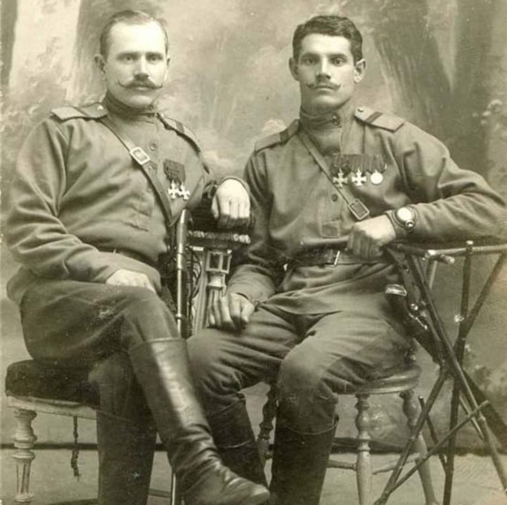 Aisor soldato russo 1916.jpg