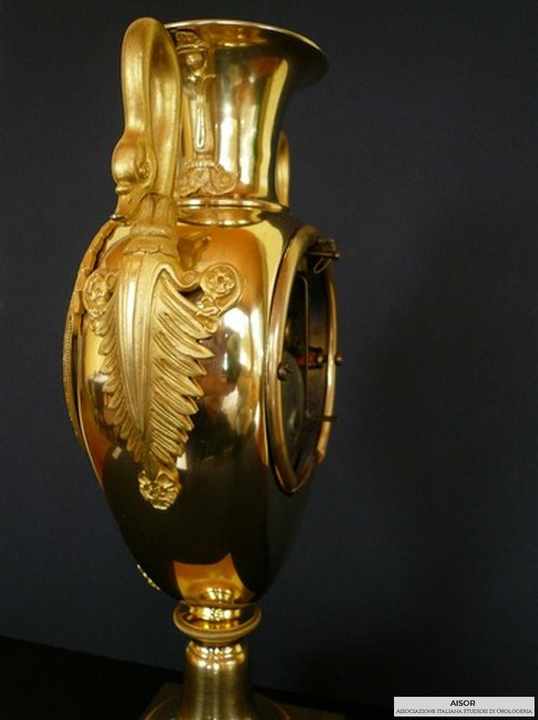 AISOR - pendulette parigina restaurazone bronzo 08.JPG